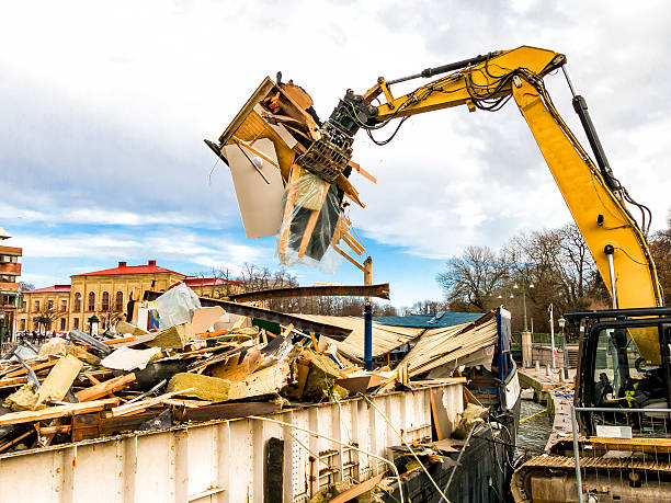 Best Full-Service Junk Removal  in New Middletown, OH
